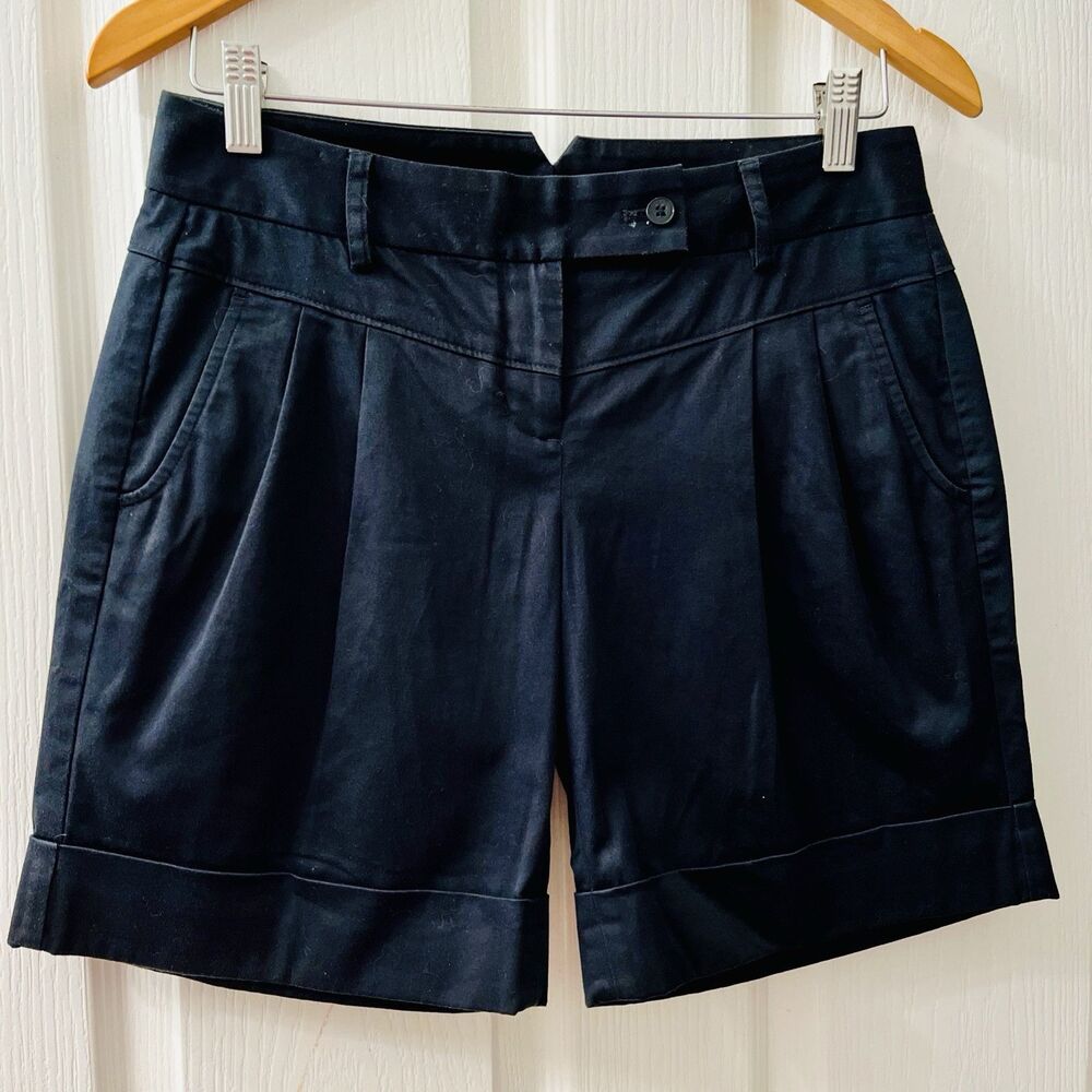 Express Design Studio Editor Womenâs 2 Black Shorts Pleatedâ Cuffed Preppy Y2K
